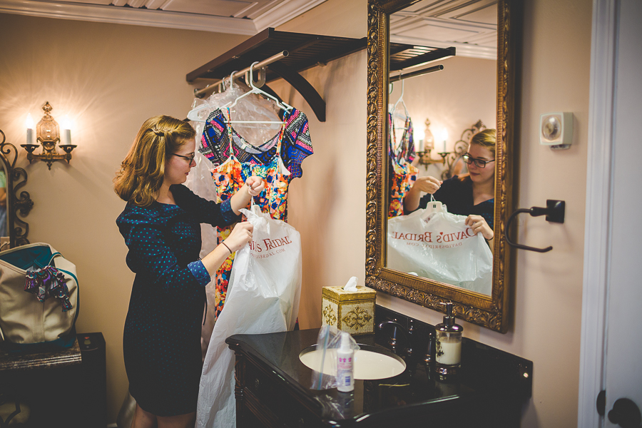 Bentonville Arkansas Wedding Photographer - Unique Wedding Photographer NWA - lissachandler.com