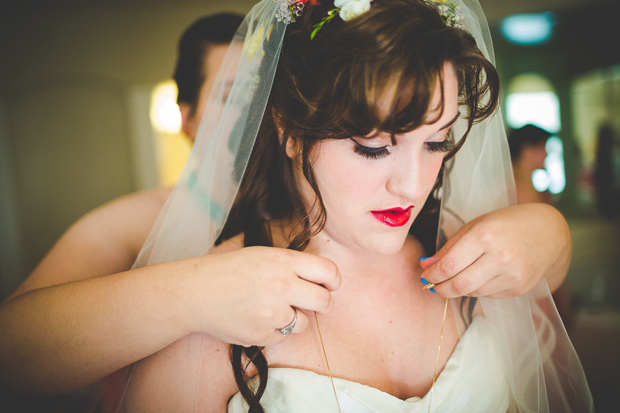 Bentonville Wedding Photographer, Wedding at Thorncrown Chapel, lissachandler.com