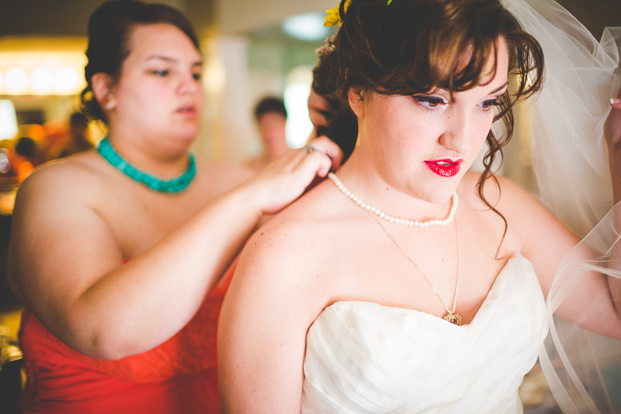 Bentonville Wedding Photographer, Wedding at Thorncrown Chapel, lissachandler.com