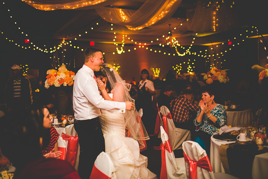 Bentonville Wedding Photographer, Wedding at Thorncrown Chapel, lissachandler.com