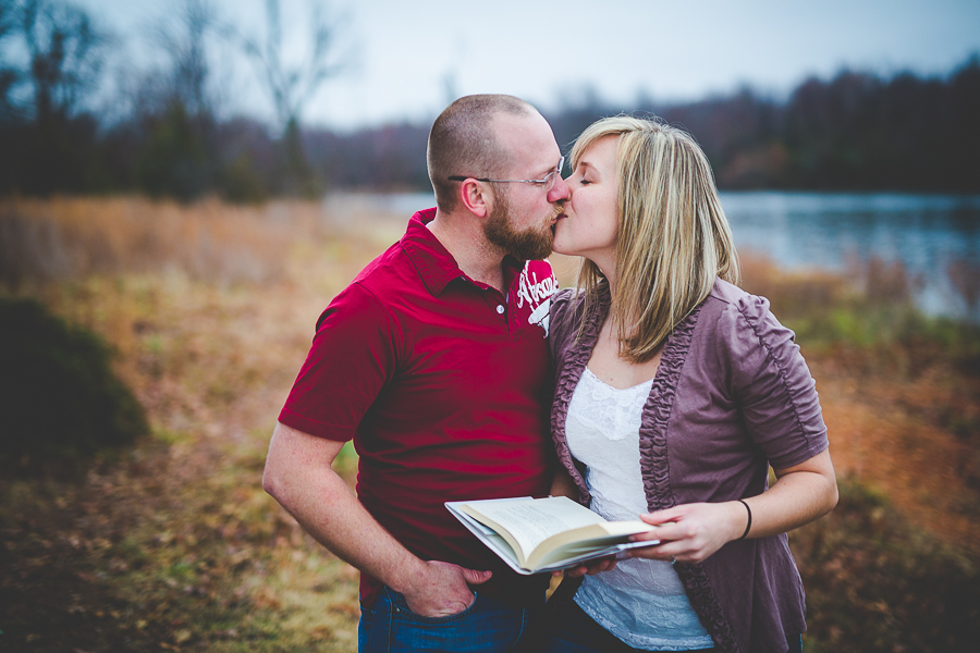 Late Fall Engagements, Engagement Session at a Lake, Arkansas Photographer, lissachandler.com
