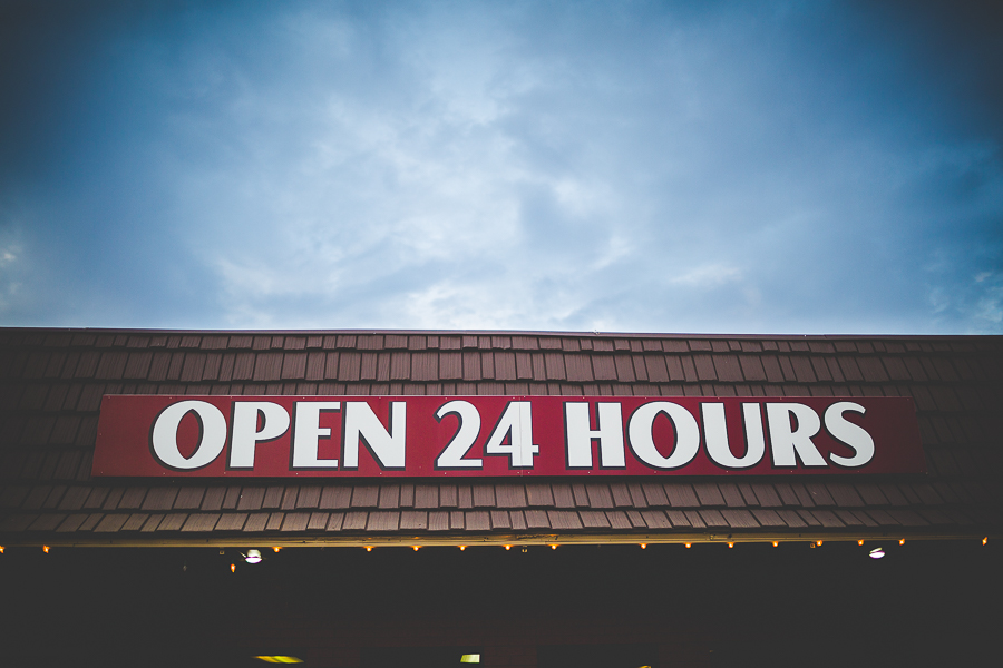 Unique and Fun Senior Photographs, Photographer in Fayetteville, lissachandler.com