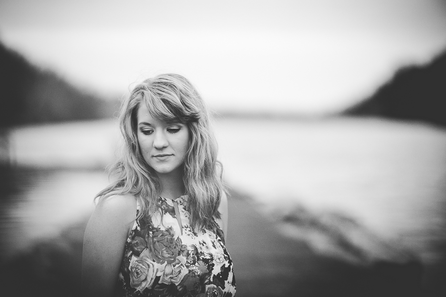 Unique and Fun Senior Photographs, Photographer in Fayetteville, lissachandler.com