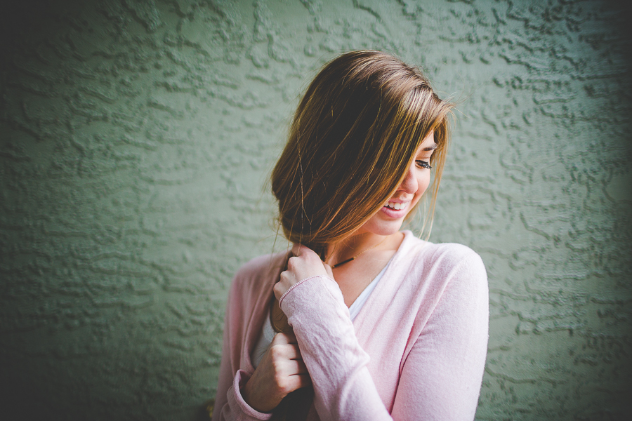 Senior Photographer in Bentonville AR, Casual Senior Photographs, lissachandler.com