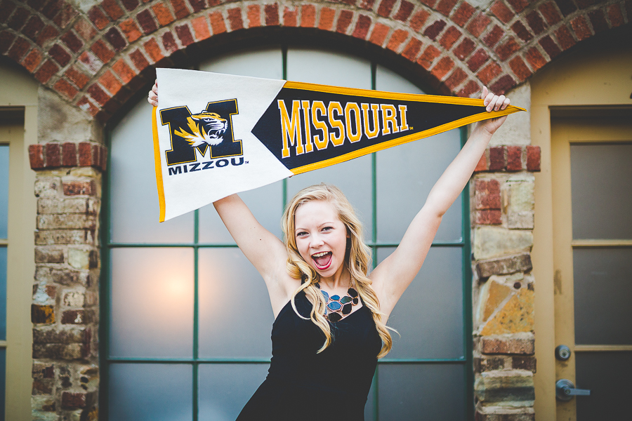 Fayetteville Arkansas Senior Photographer Lissa Chandler, lissachandler.com