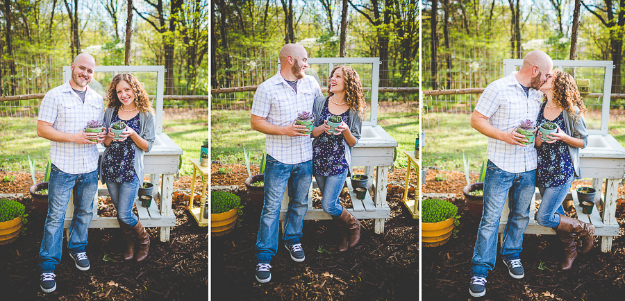 Fun Springtime Engagement Session in Northwest Arkansas, lissachandler.com