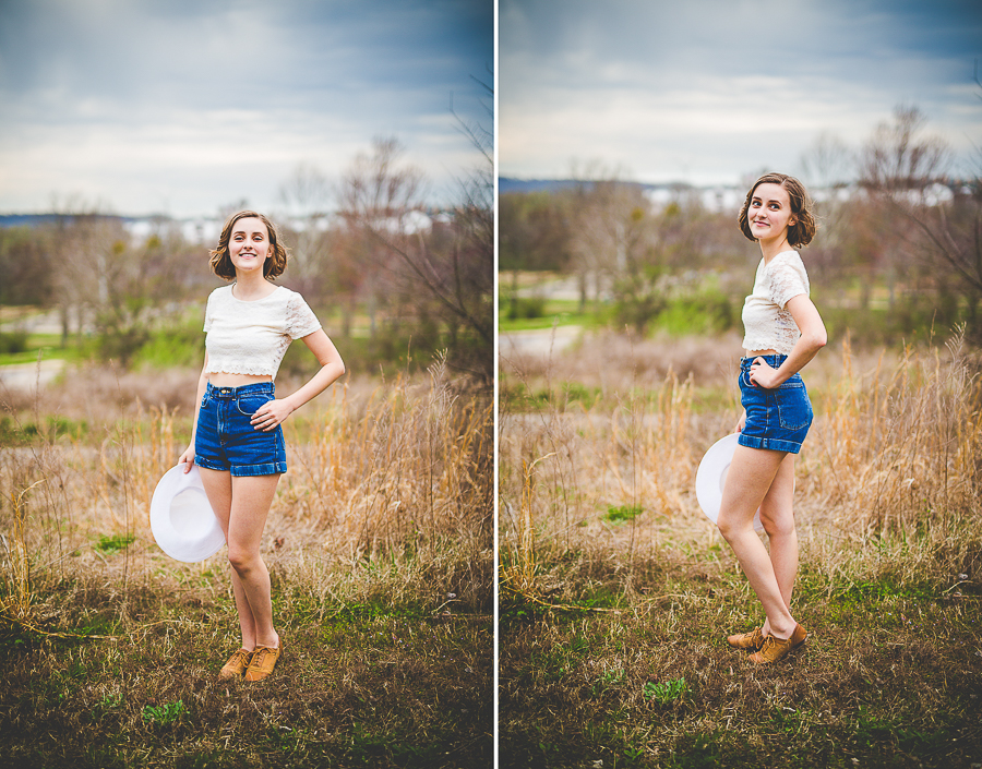 Cute Senior Poses, NWA Senior Photographer, lissachandler.com