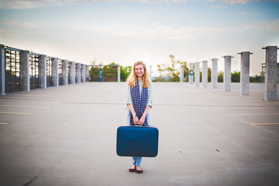 Fayetteville Senior Photographer, Senior Portraits in Bookstore, lissachandler.com