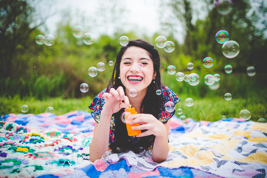 NWA Senior Photographer, Picnic Themed Senior Shoot, lissachandler.com