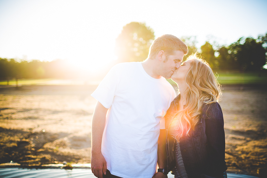 Wedding Photographer in Arkansas - Ashley and Joe - Best Wedding Photographers Fayetteville - lissachandler.com -13 Northwest Arkansas Wedding Photographer, Happy Wedding Photographs, lissachandler.com