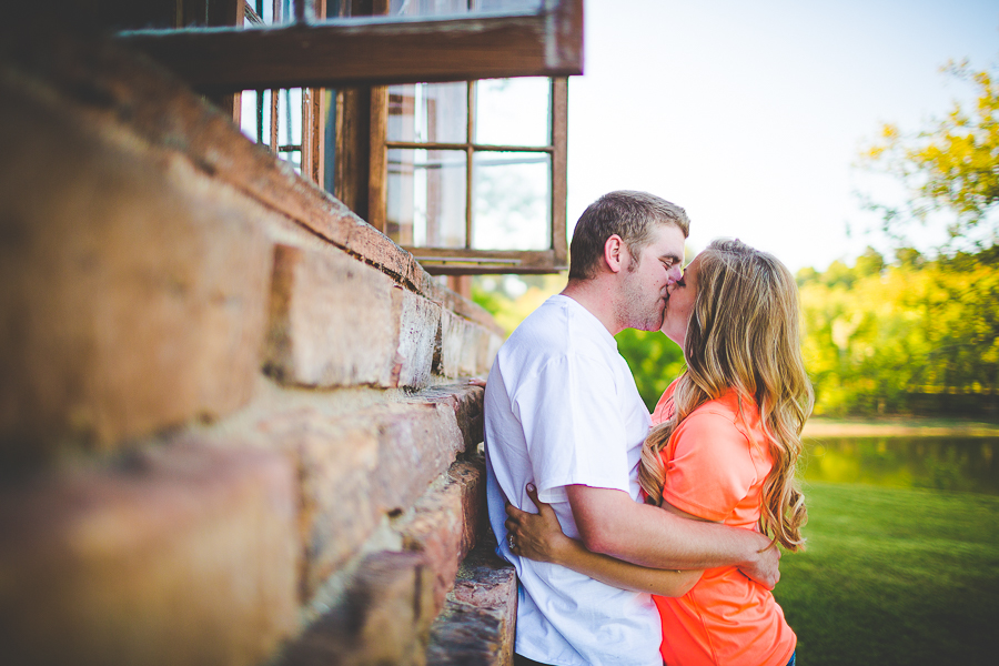 Wedding Photographer in Arkansas - Ashley and Joe - Best Wedding Photographers Fayetteville - lissachandler.com -5 Fayetteville Wedding Photographer, Creative Wedding Photographers in Arkansas, lissachandler.com