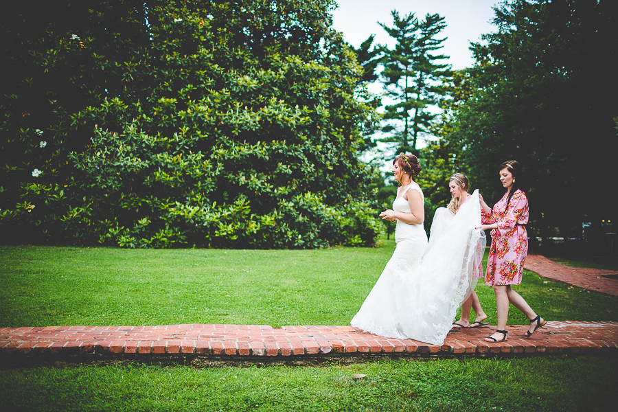 Summer Wedding at Magnolia Gardens, Best Wedding Photographers in Arkansas, lissachandler.com