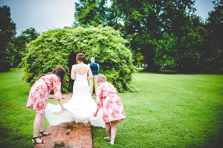 Magnolia Gardens in Springdale, Summer Wedding in Arkansas, lissachandler.com