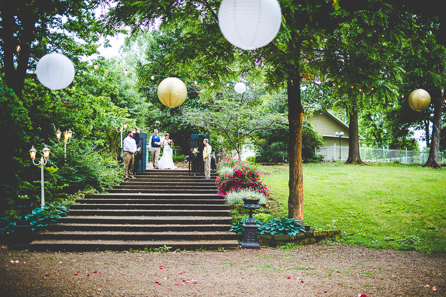 Magnolia Gardens in Springdale, Summer Wedding in Arkansas, lissachandler.com
