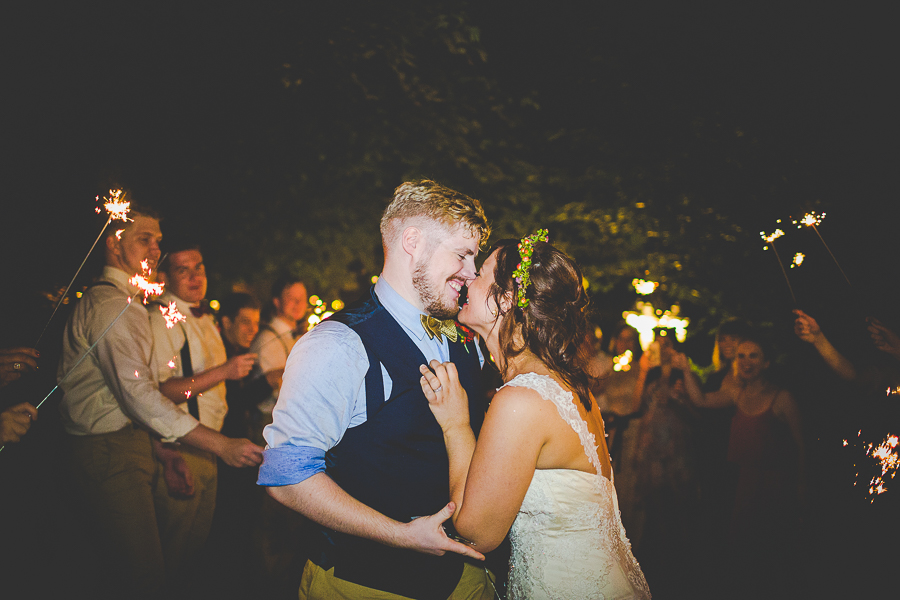 Fayetteville AR Wedding Photographer, Unique Arkansas Wedding Venue, lissachandler.com