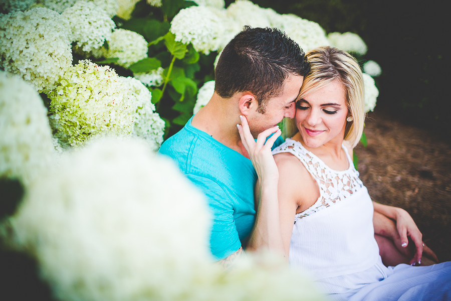 Engagement Photogaphy in NWA - Katie and Drew - lissachandler.com -5 Northwest Arkansas Wedding Photographer in Fayetteville, lissachandler.com