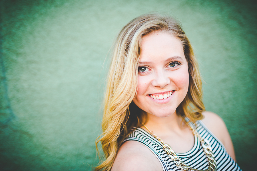 Creative Senior Photographer in Arkansas, lissahchandler.com