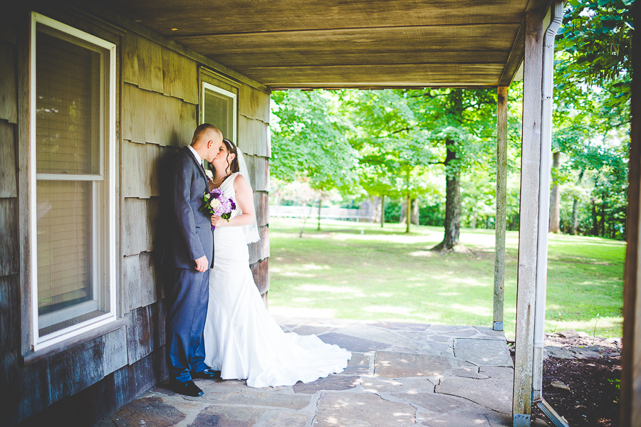 Northwest Arkansas Wedding Photographer in Fayetteville, lissachandler.com