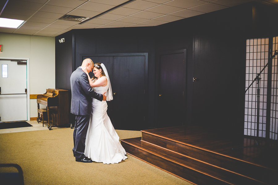 Northwest Arkansas Wedding Photographer in Fayetteville, lissachandler.com