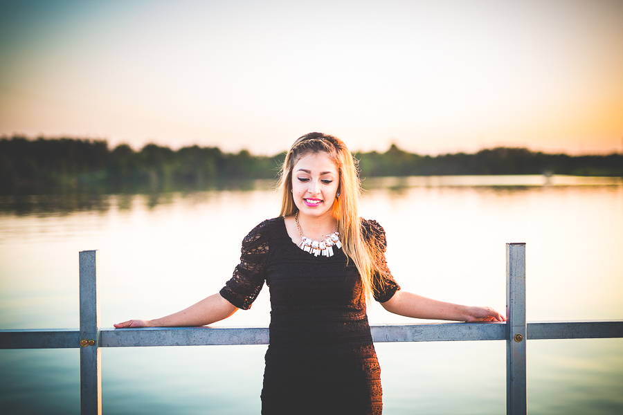 Senior Photographer in Northwest Arkansas - Yajaira-3