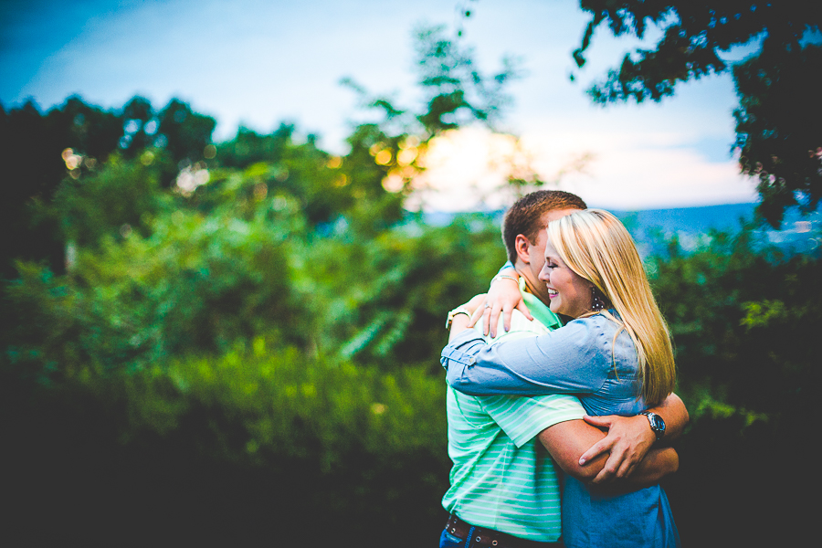 Wedding Photographer in Fayetteville, lissachandler.com