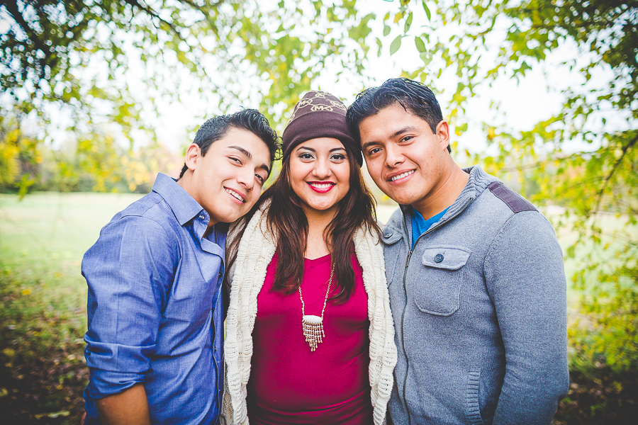 Salina - Family Photographs in Fayetteville -1 Fun Family Photographs in Northwest Arkansas - lissachandler.com