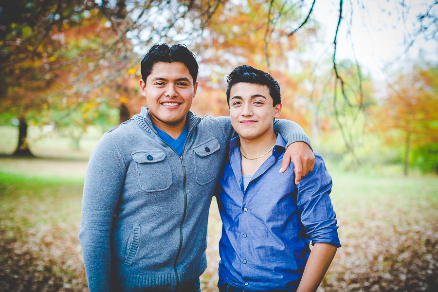 Salina - Family Photographs in Fayetteville -3 Fun Family Photographs in Northwest Arkansas - lissachandler.com