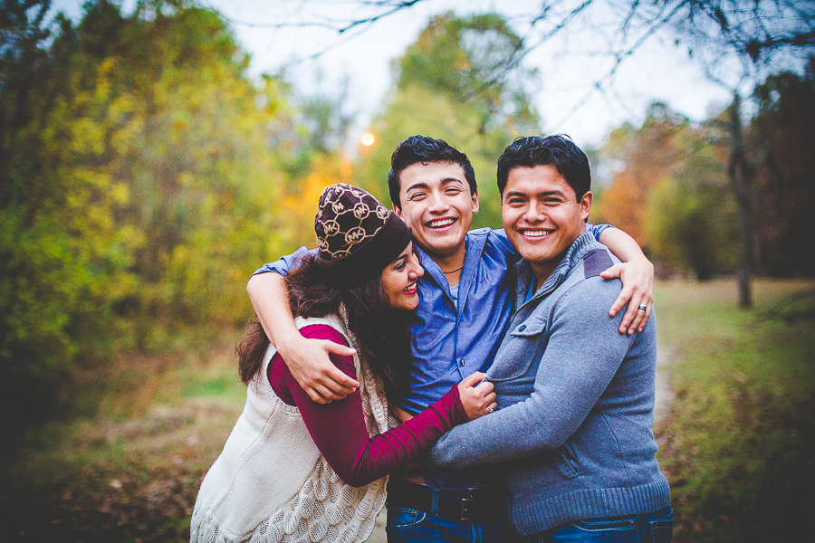 Salina - Family Photographs in Fayetteville -7 Fun Family Photographs in Northwest Arkansas - lissachandler.com