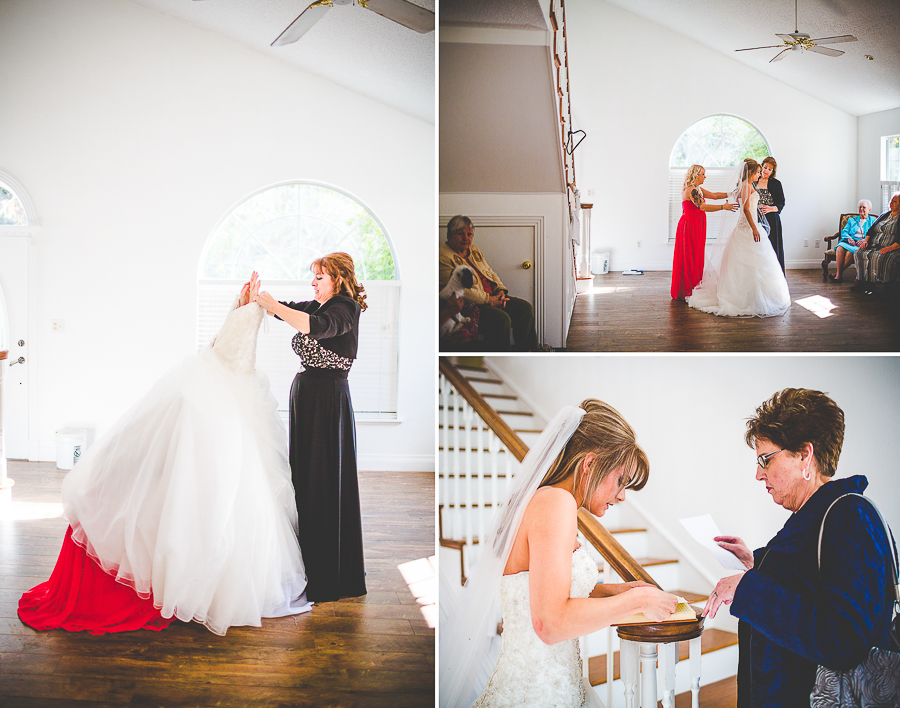 Getting Ready Photographs of Mom and Daughter on Wedding Day, Arkansas Wedding Photographer