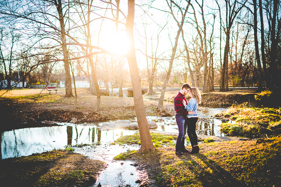 Engagement Photographs in Winter, AR Photographer Lissa Chandler