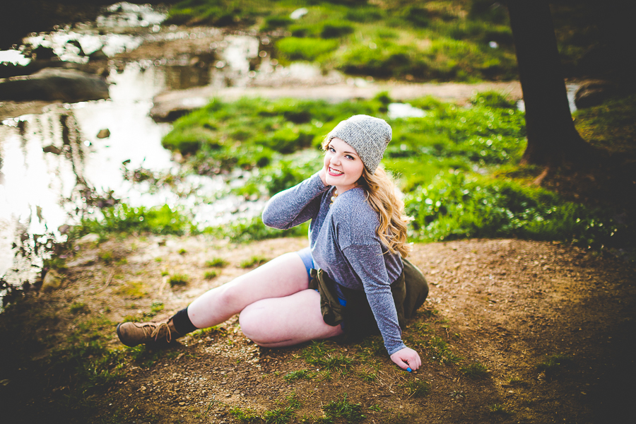 Rachael - NWA Senior Portrait Photographer - lissachandler.com -7 Senior Portraits in a Greenhouse, Arkansas Senior Photos, lissachandler.com