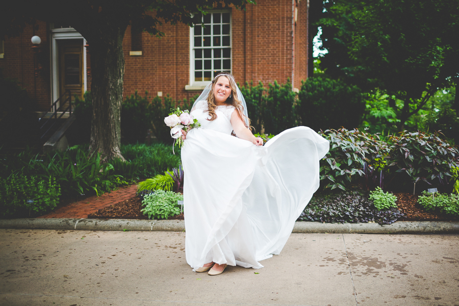 Elopement on Fayetteville Square - NWA Wedding Photogrpaher - lissachandler.com-11 Rainy Elopement in Fayetteville, lissachandler.com