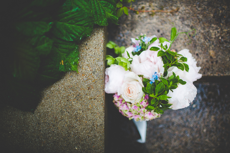 Elopement on Fayetteville Square - NWA Wedding Photogrpaher - lissachandler.com-19 Rainy Elopement in Fayetteville, lissachandler.com