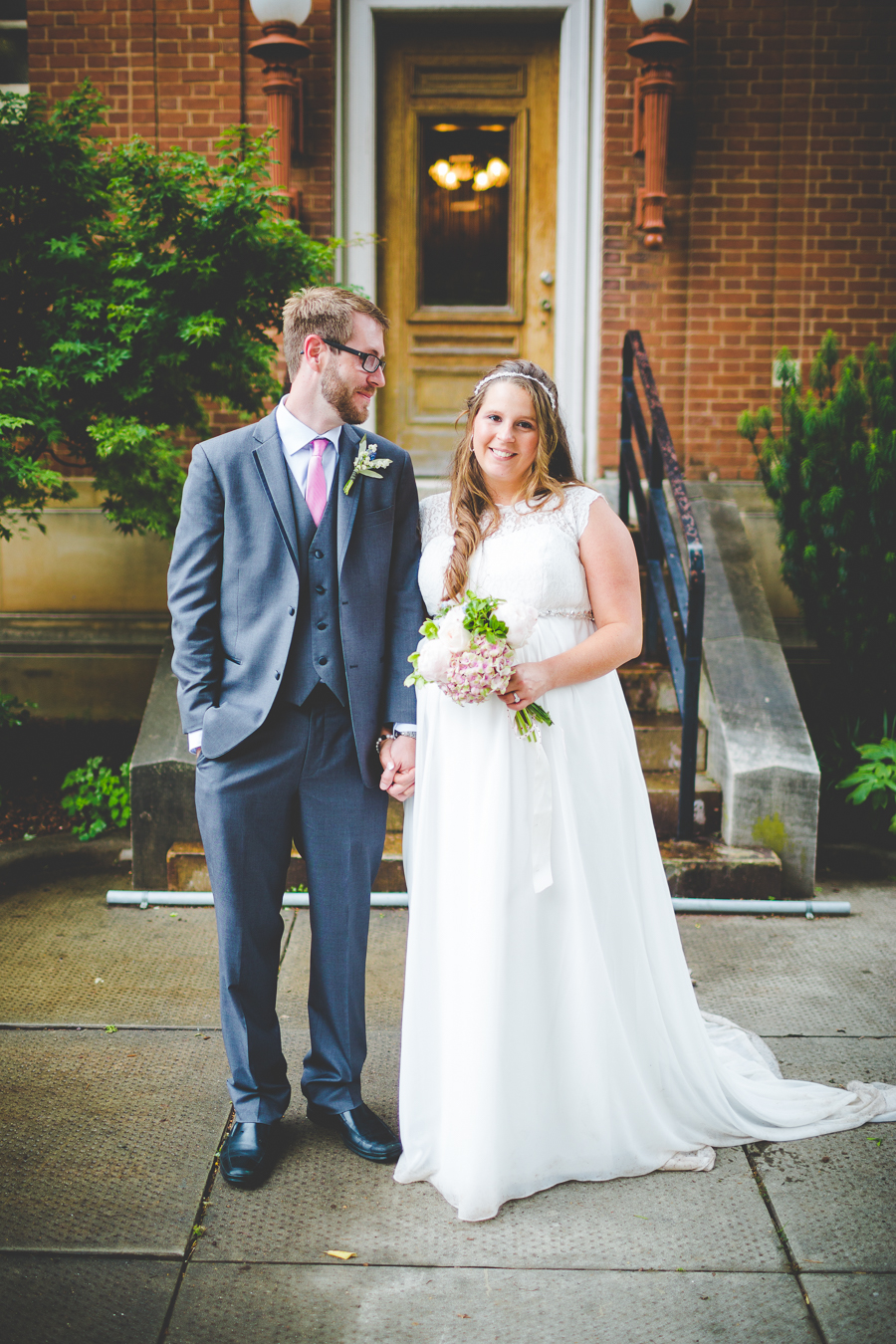Elopement on Fayetteville Square - NWA Wedding Photogrpaher - lissachandler.com-5 Rainy Elopement in Fayetteville, lissachandler.com