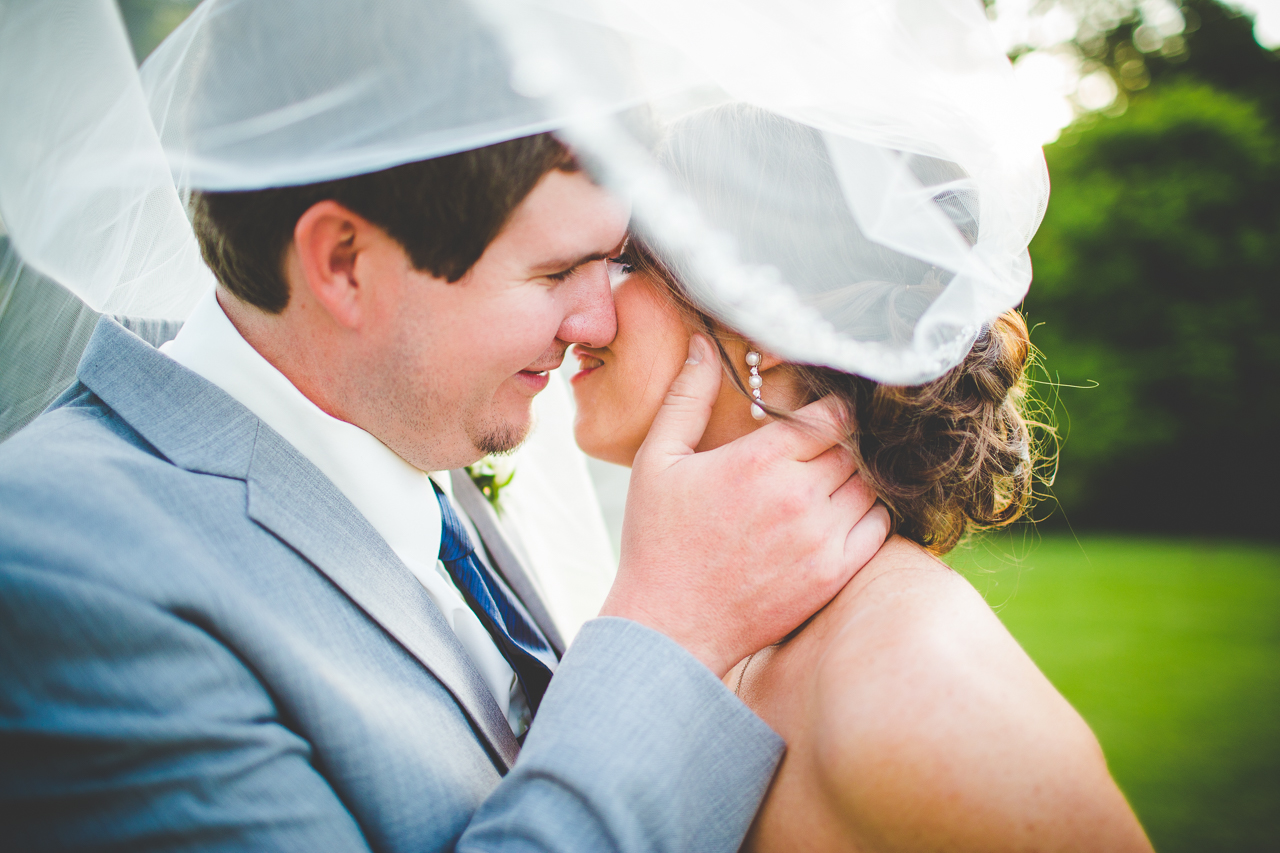 Wedding Photographer in Fayetteville, Arkansas