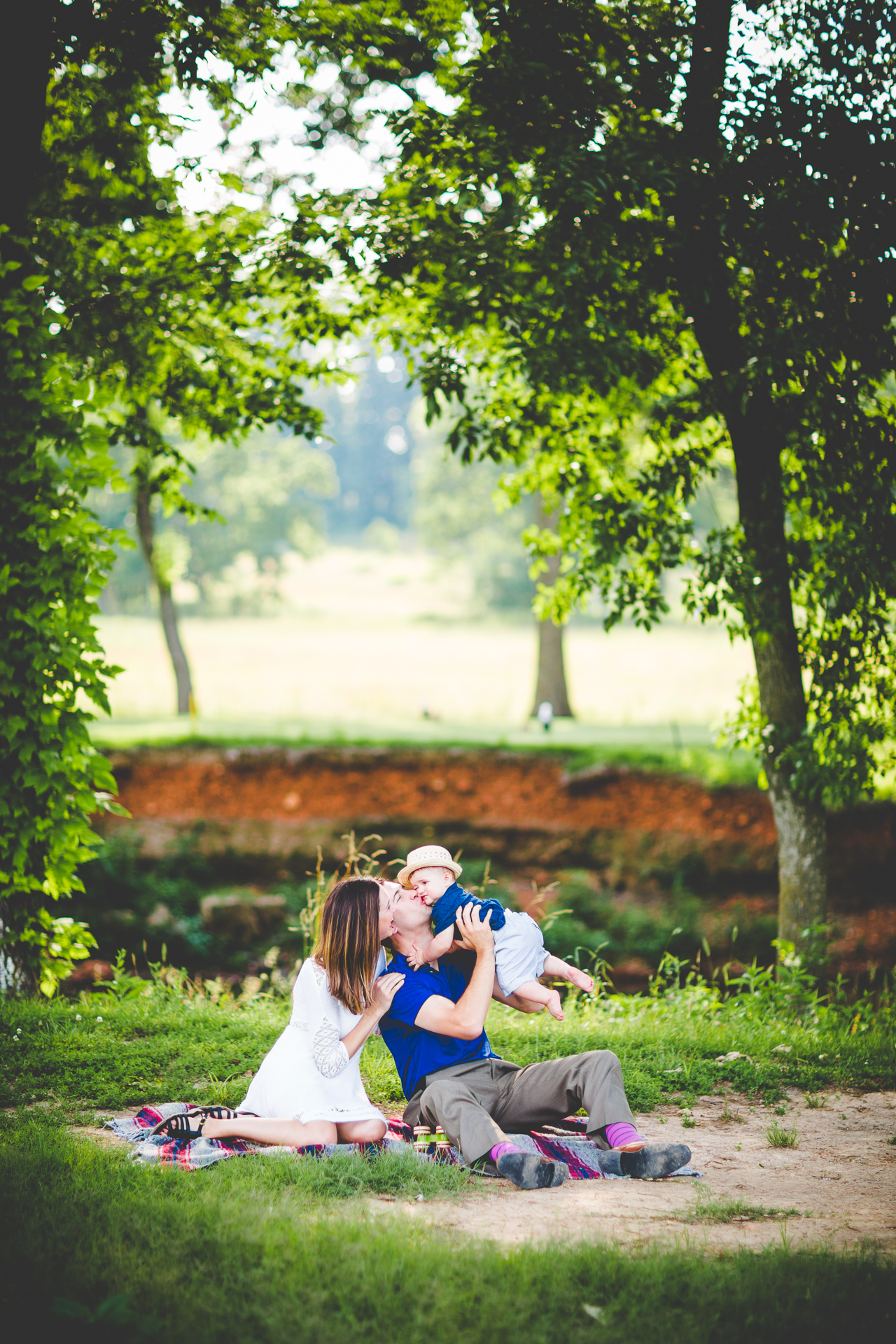Happy Family Photographs in Bentonville Arkansas, lissachandler.com