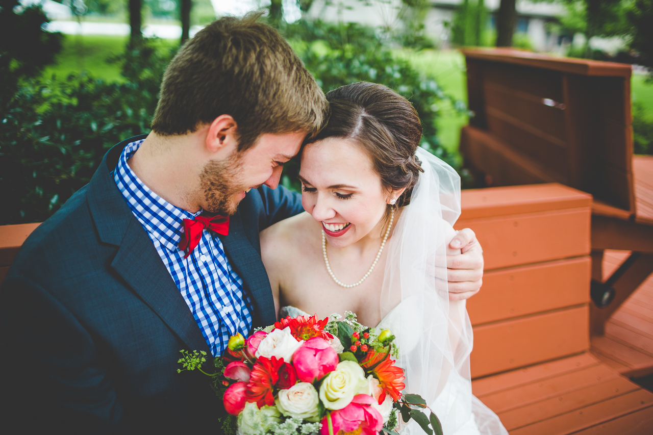 Wedding at Stan Jones Mallard Lodge - Arkansas Wedding Photographer - Julie and Zack - lissachandler.com -18
