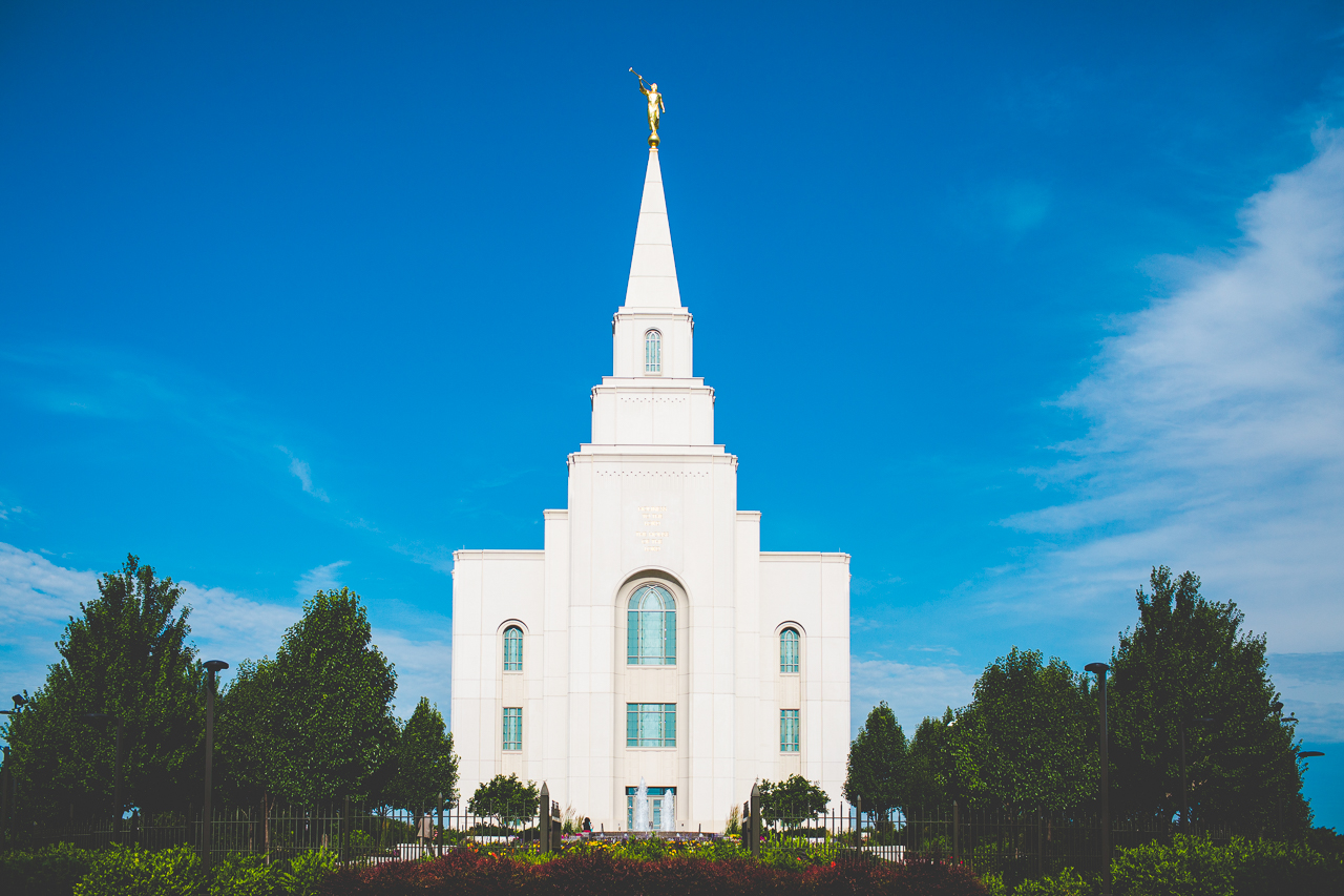 Blog - KCMO Wedding Photographer - Katy and Chris, lissachandler.com -4 Northwest Arkansas Wedding Photographer, LDS Wedding in Kansas City