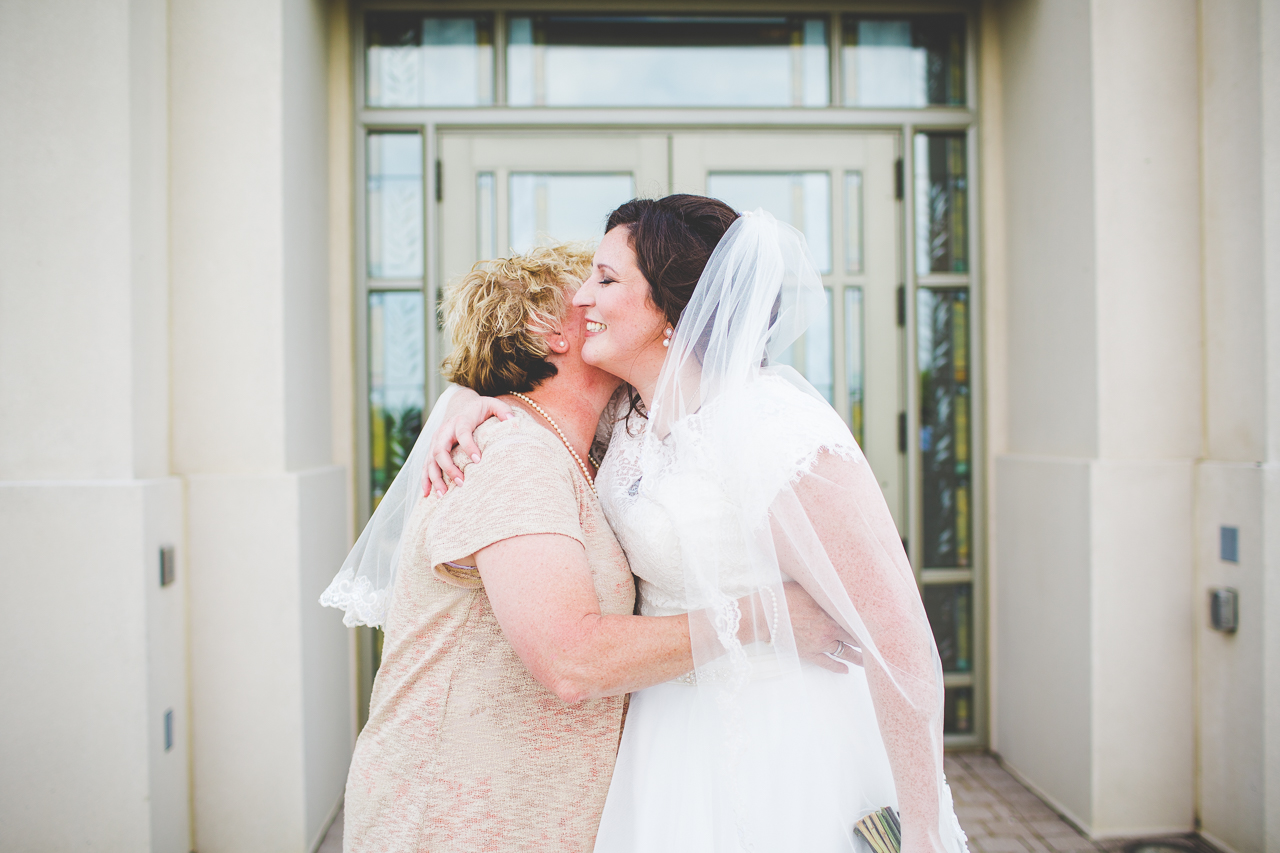 Blog - KCMO Wedding Photographer - Katy and Chris, lissachandler.com -8 Northwest Arkansas Wedding Photographer, LDS Wedding in Kansas City