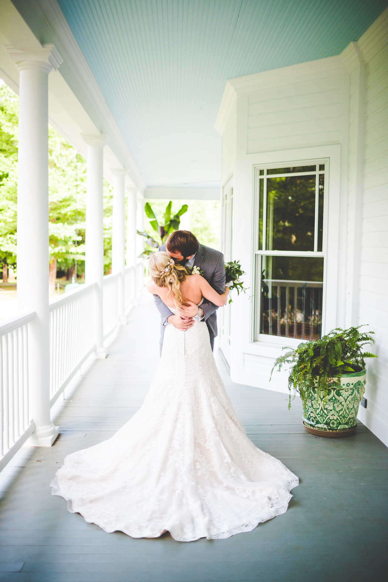 Wedding at Pratt Place Barn - Fayetteville Wedding Photographer - Hattie and Rob - lissachandler.com -4 Fayetteville AR Wedding Photographer, lissachandler.com
