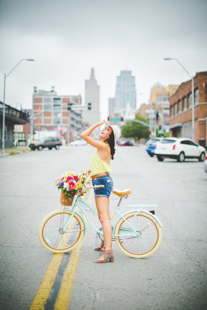 Urban Senior Photographs with Vintage Bike, lissachandler.com