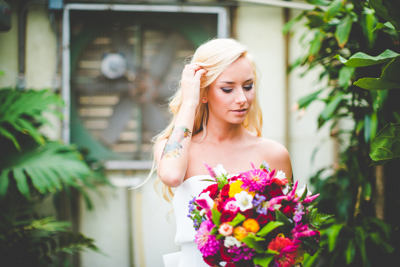 Creative Bridal Session, Bright and Bold Wedding Flowers, lissachandler.com