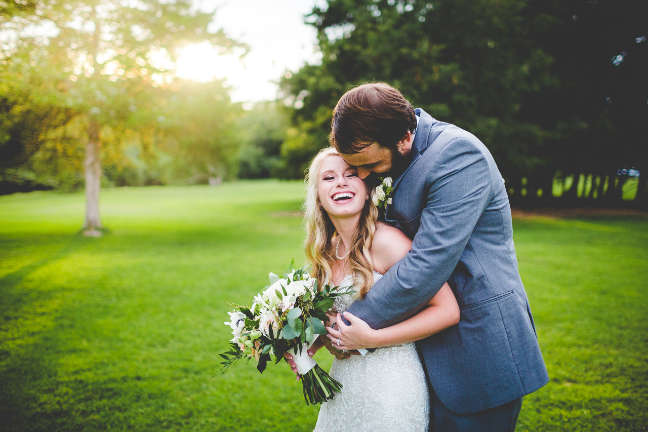 Fayetteville Arkansas Wedding at Pratt Place Barn, lissachandler.com