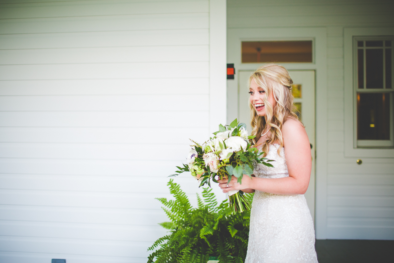 Fayetteville Arkansas Wedding at Pratt Place Barn, lissachandler.com