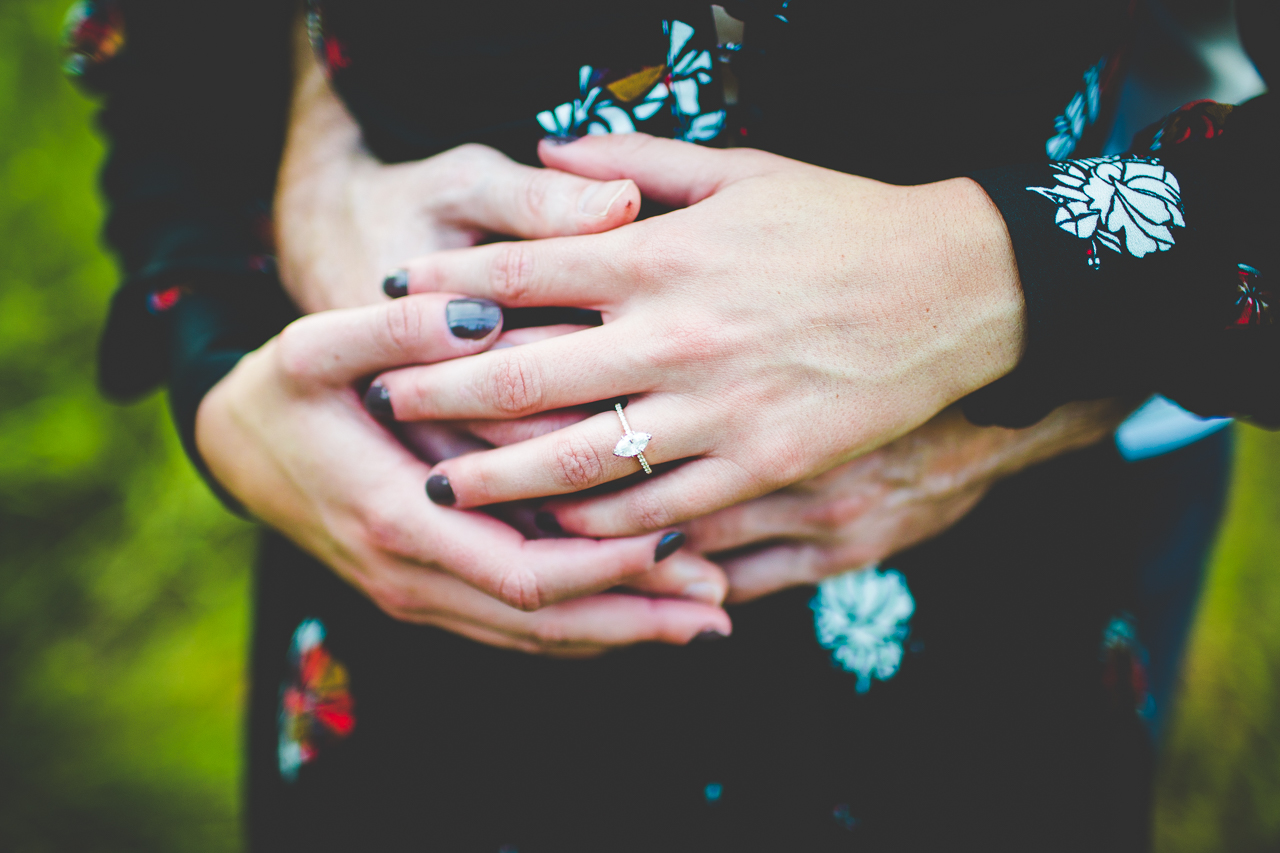 Outdoor engagement Session in Fayetteville Arkansas, lissachandler.com