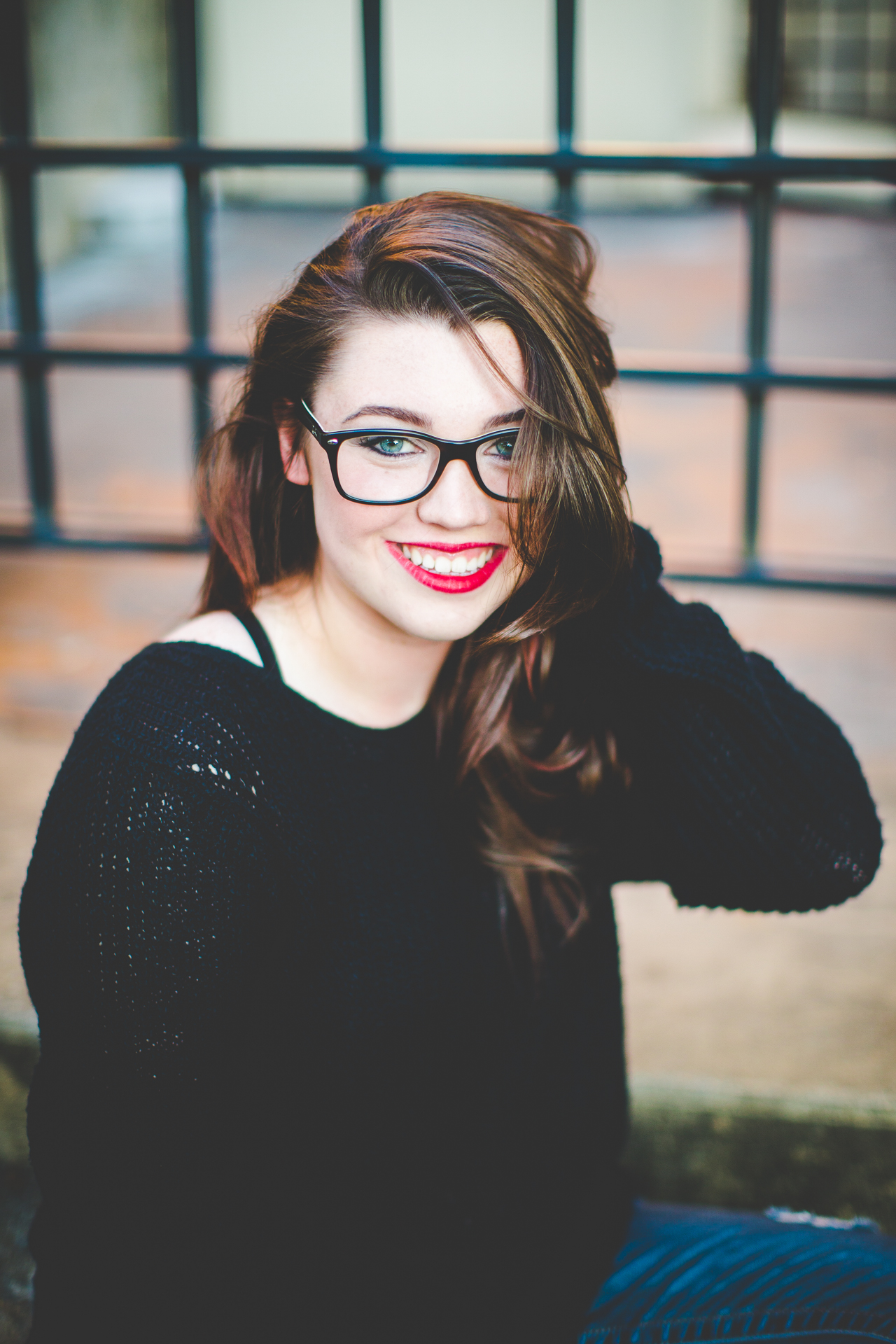 hannah-senior-photographs-in-nwa-fayetteville-senior-portrait-artist-lissachandler-com-15 Senior Photographs in a Record Store, lissachandler.com