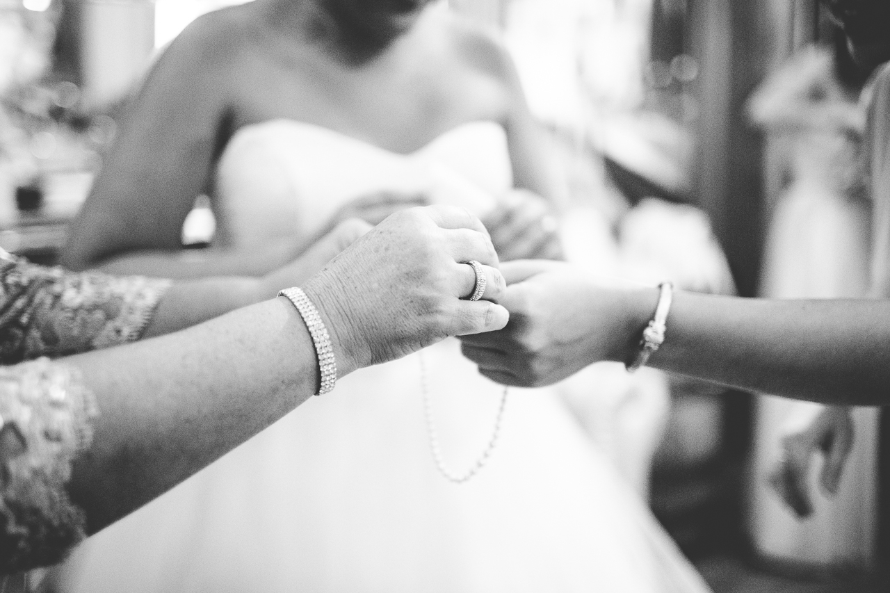 kylie-and-brett-wedding-at-sassafras-springs-lissachandler-com-nwa-wedding-photographer-5 Wedding at Sassafras Springs, NWA Wedding Photographer Lissa Chandler