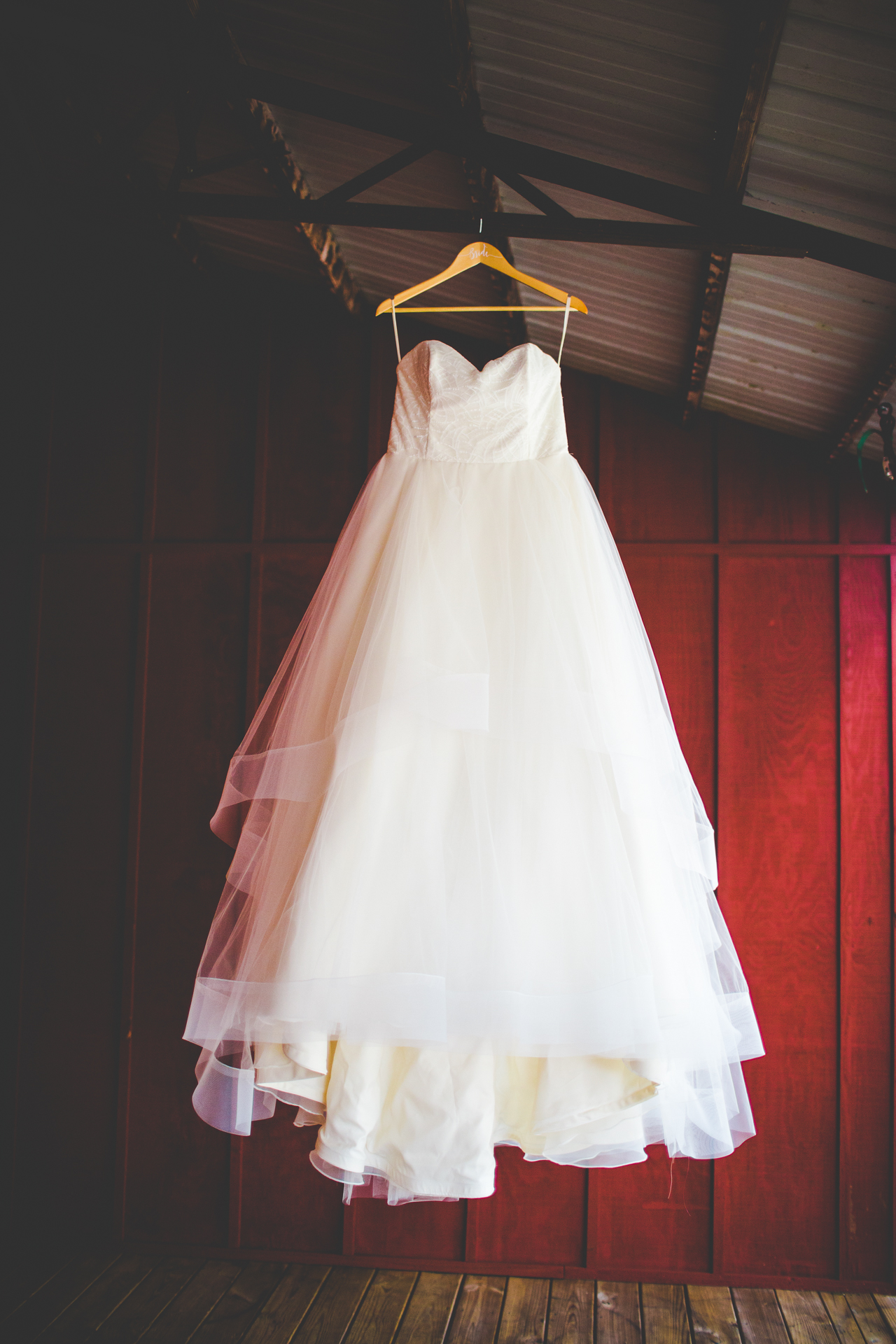 kylie-and-brett-wedding-at-sassafras-springs-lissachandler-com-nwa-wedding-photographer-52 Creative Wedding Photography in Arkansas, NWA Wedding Photographer, lissachandler.com