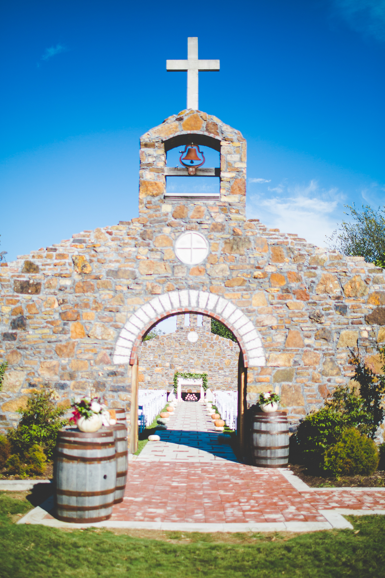 kylie-and-brett-wedding-at-sassafras-springs-lissachandler-com-nwa-wedding-photographer-55-2 Creative Wedding Photography in Arkansas, NWA Wedding Photographer, lissachandler.com