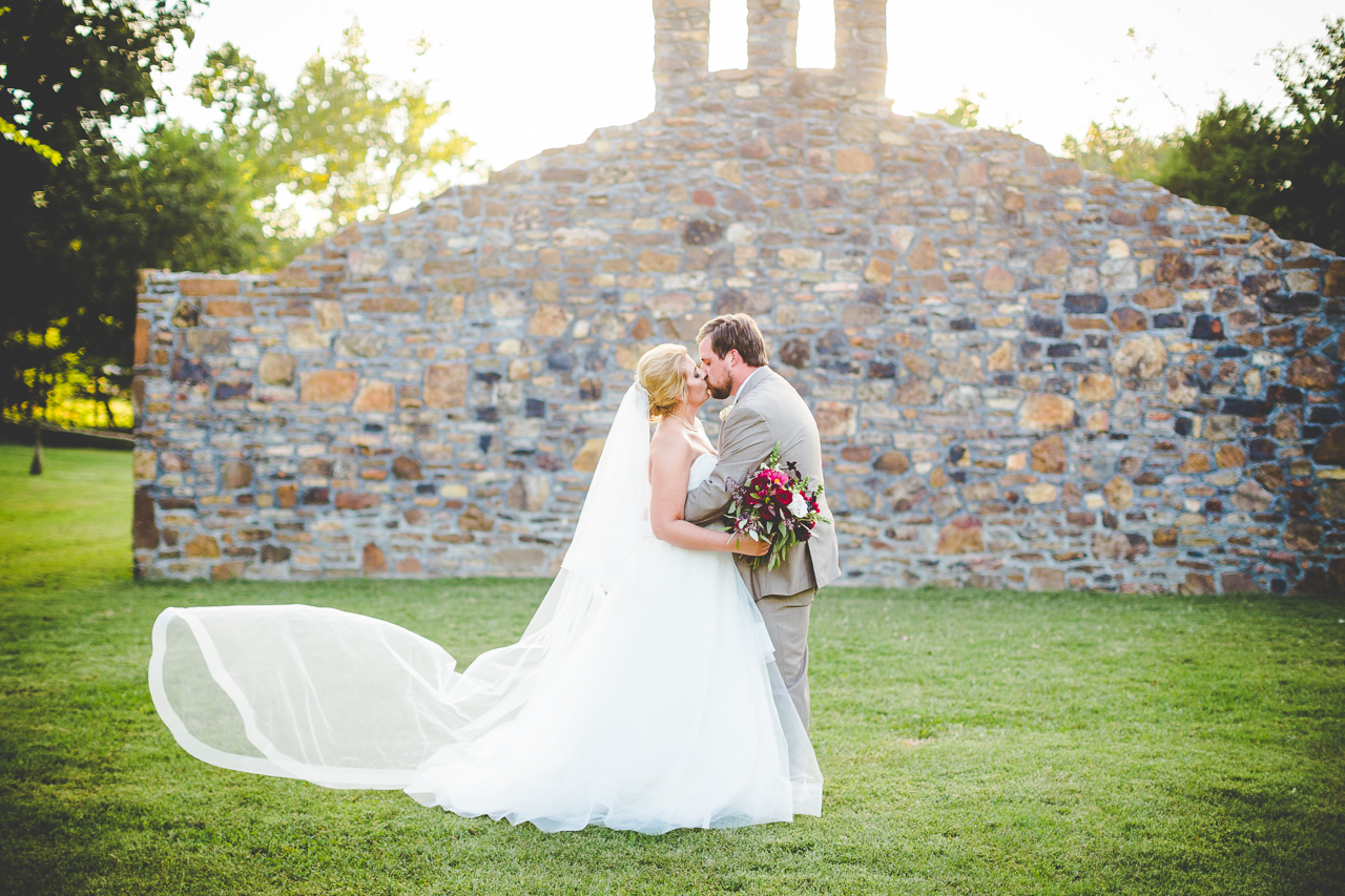 kylie-and-brett-wedding-at-sassafras-springs-lissachandler-com-nwa-wedding-photographer-66 Creative Wedding Photography in Arkansas, NWA Wedding Photographer, lissachandler.com